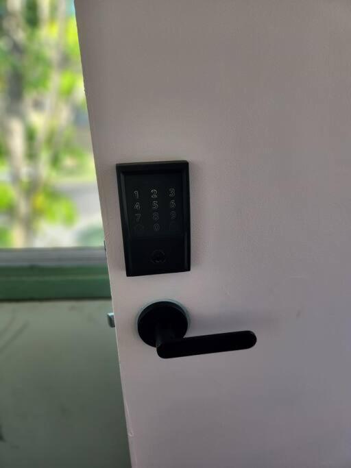 Classic Queenslander With Pool & Yard * Brisbane