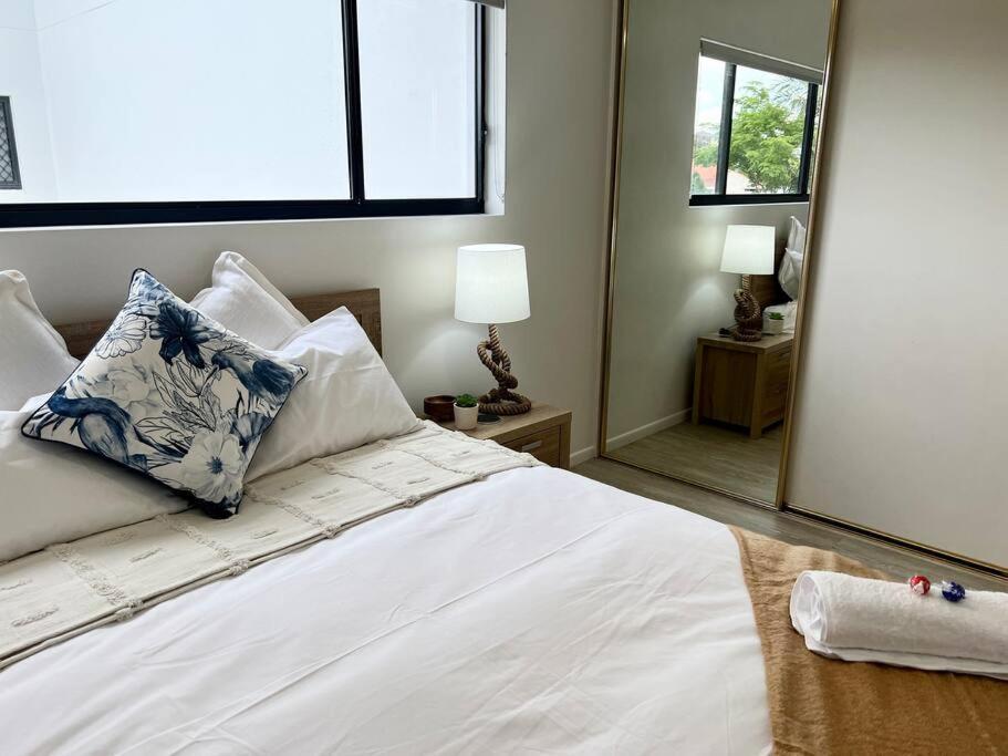 2-bed Acropol With Balcony & Parking