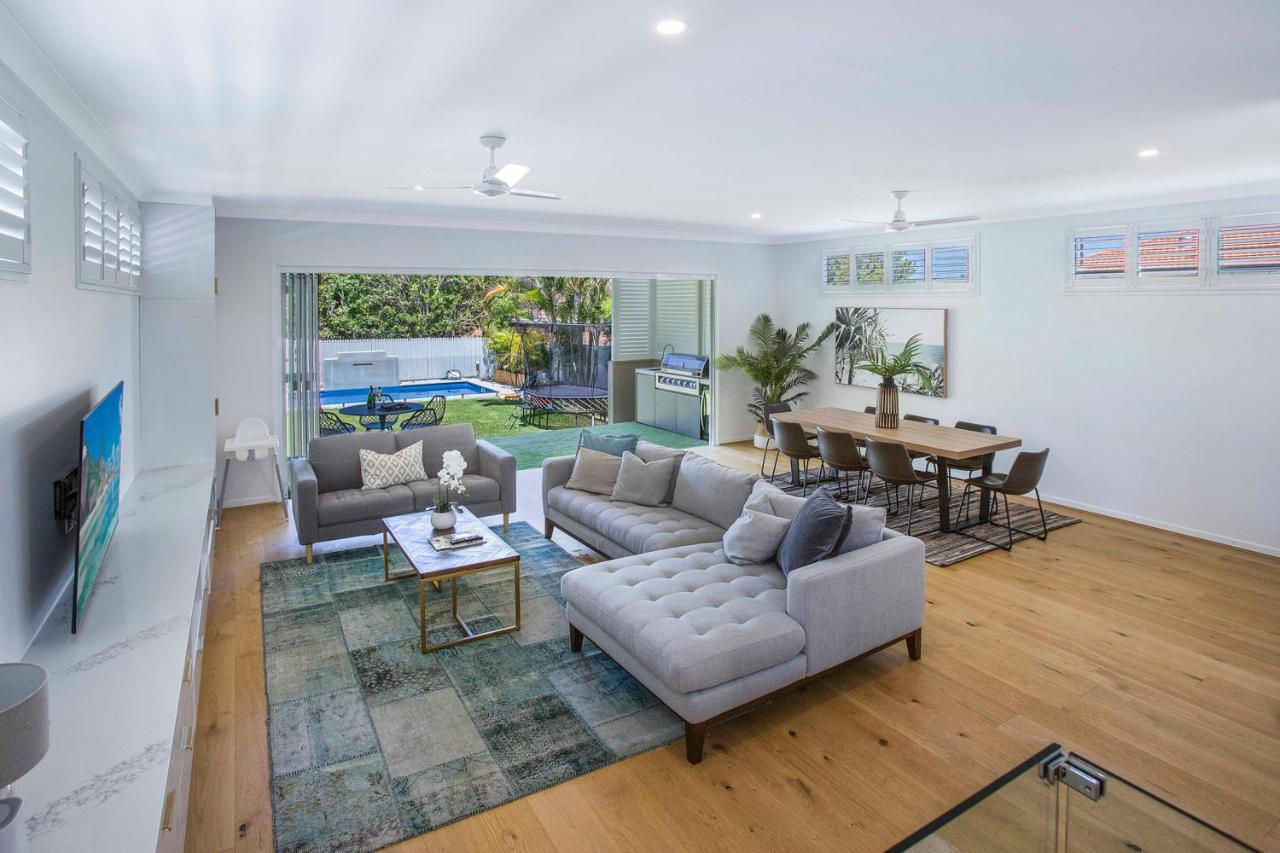 Manly Oasis, 5bd, 3 King Bd,pool Hotel