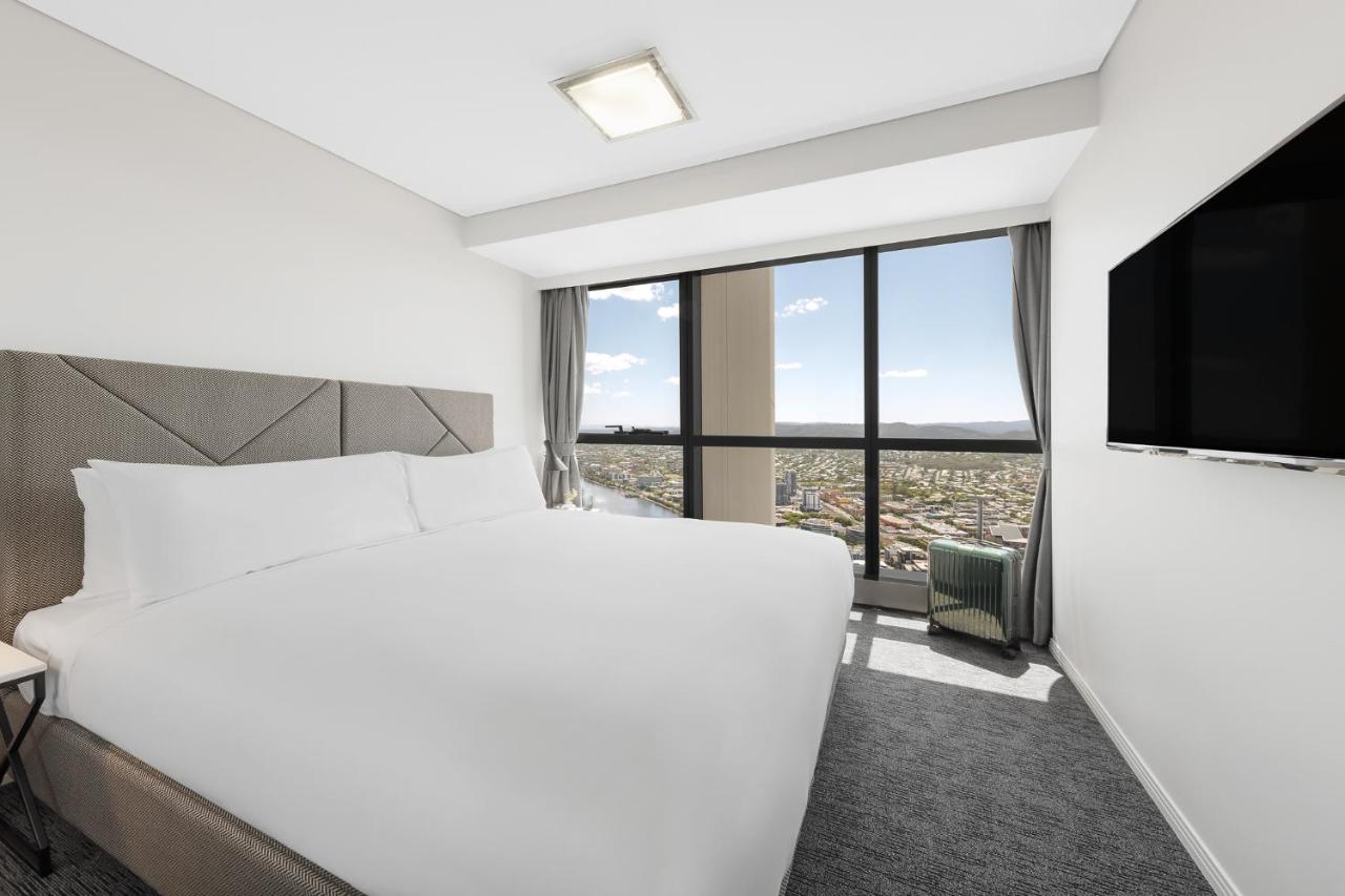 Hotel Meriton Herschel Street, 5*