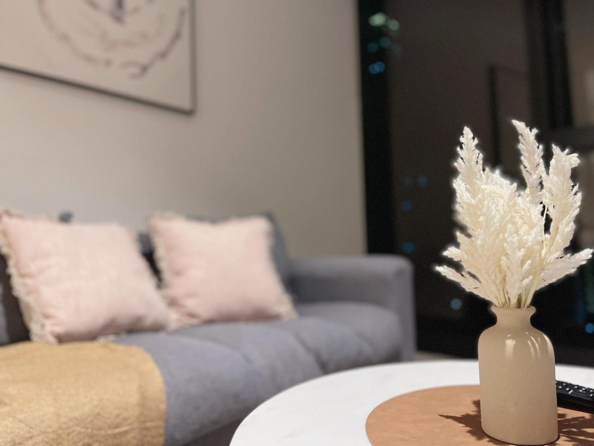 Apartment Cbd Riverview 2bed Kingbed At Tallest Building *