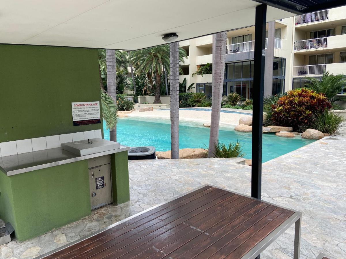 City/valley * Brisbane