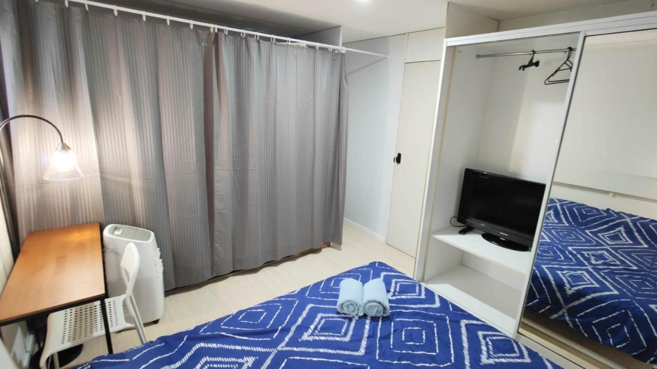 72 On Newnham Guest house