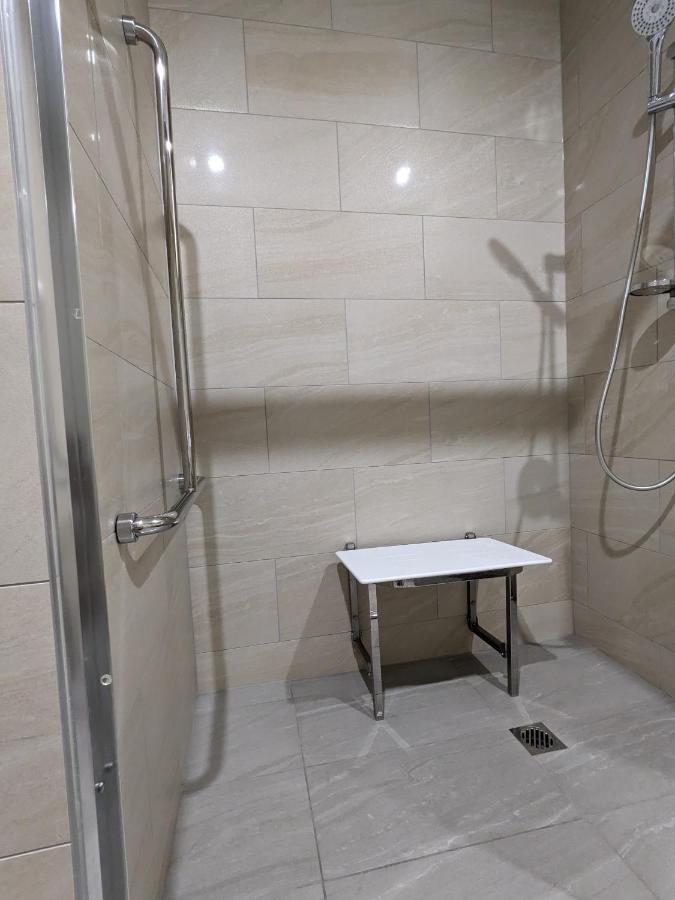 The Windsor, & Aparthotel