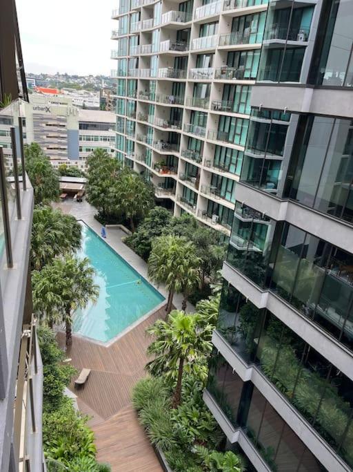 Luxe 2bed/2bath/park In Newstead