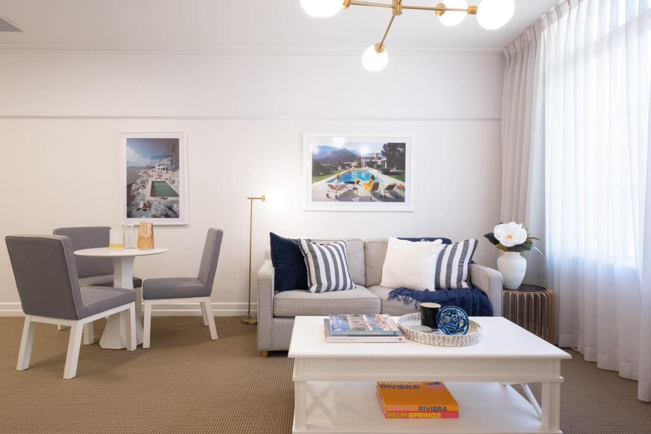 St Barts Hotel Brisbane