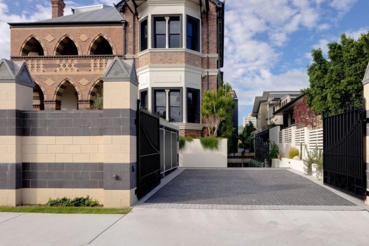 Apartment New 3bed Highgate Hill Brisbane