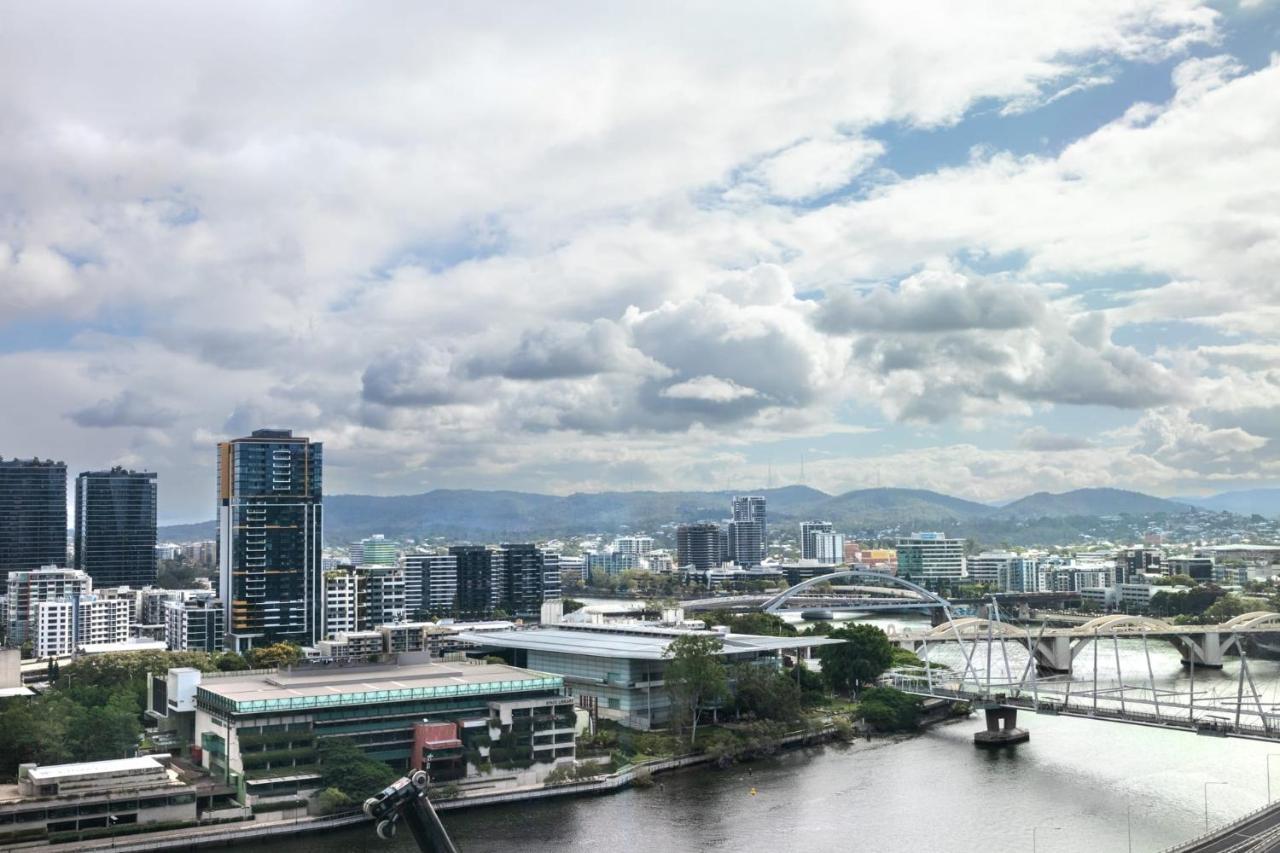 Ultimate Riverview Designer 2bd At Cbd Apartment Brisbane