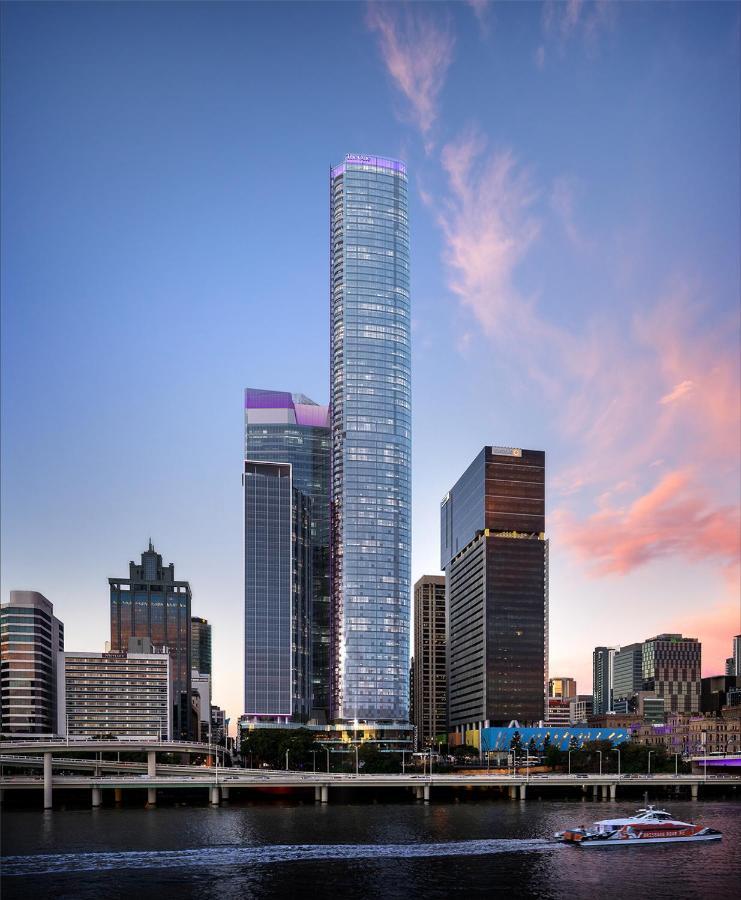 Centre Of At Riverfront Apartment Brisbane