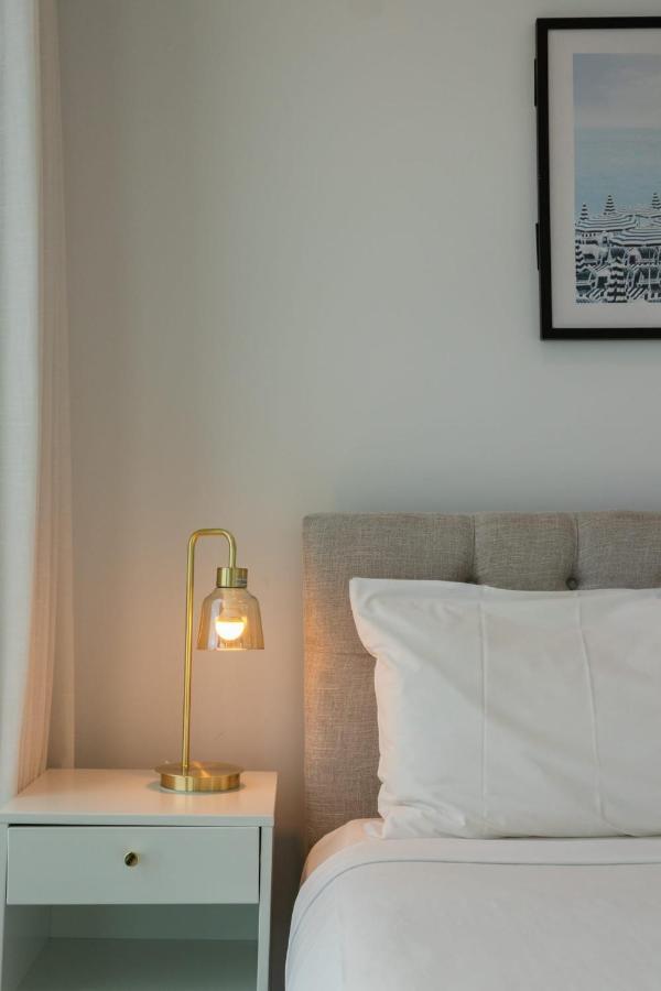 Ultimate Riverview Designer 2bd At Cbd