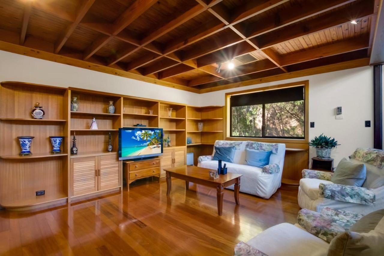 Spacious, Serene Bne Loft Brisbane