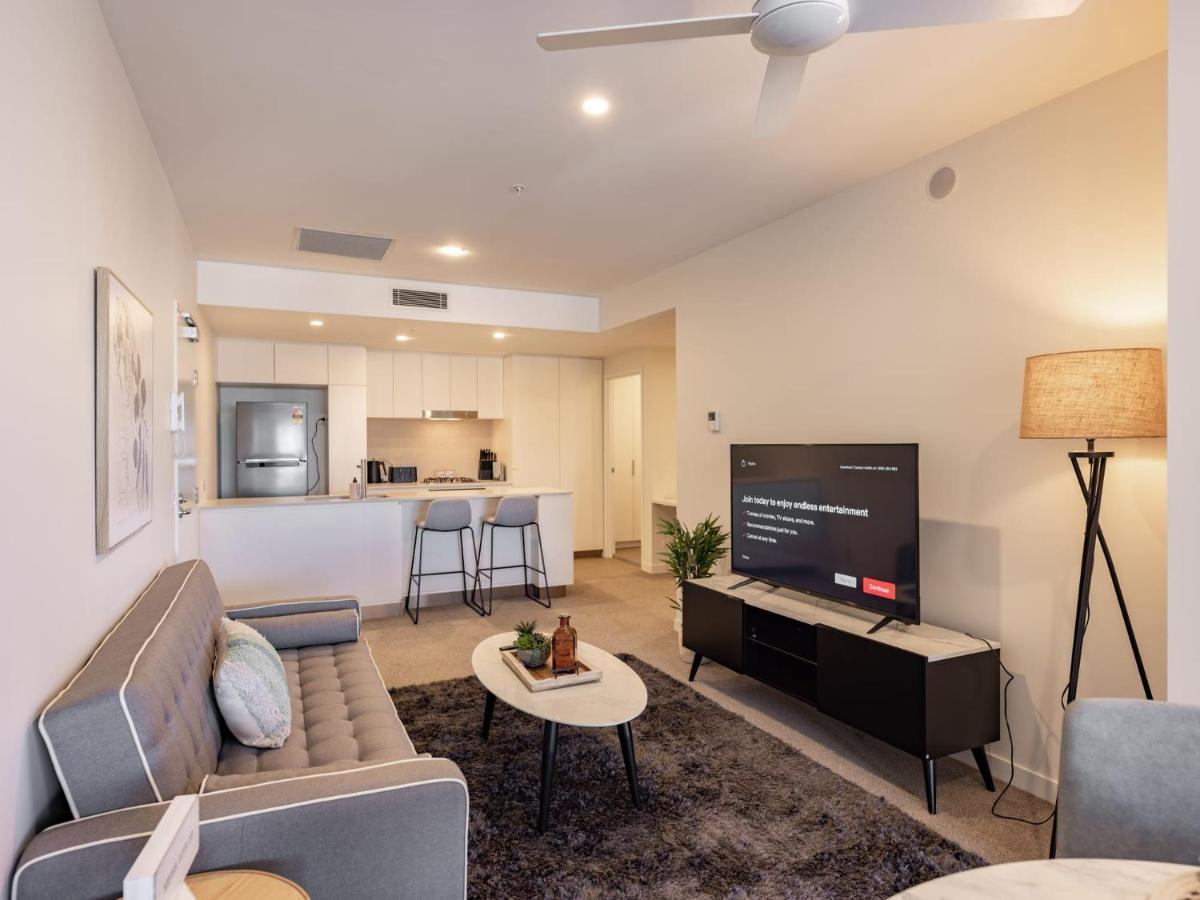 New 1 Bed 1bath At Toowong * Brisbane