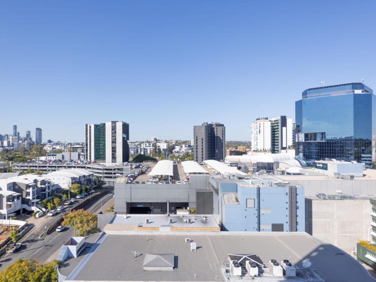 New 1 Bed 1bath At Toowong * Brisbane