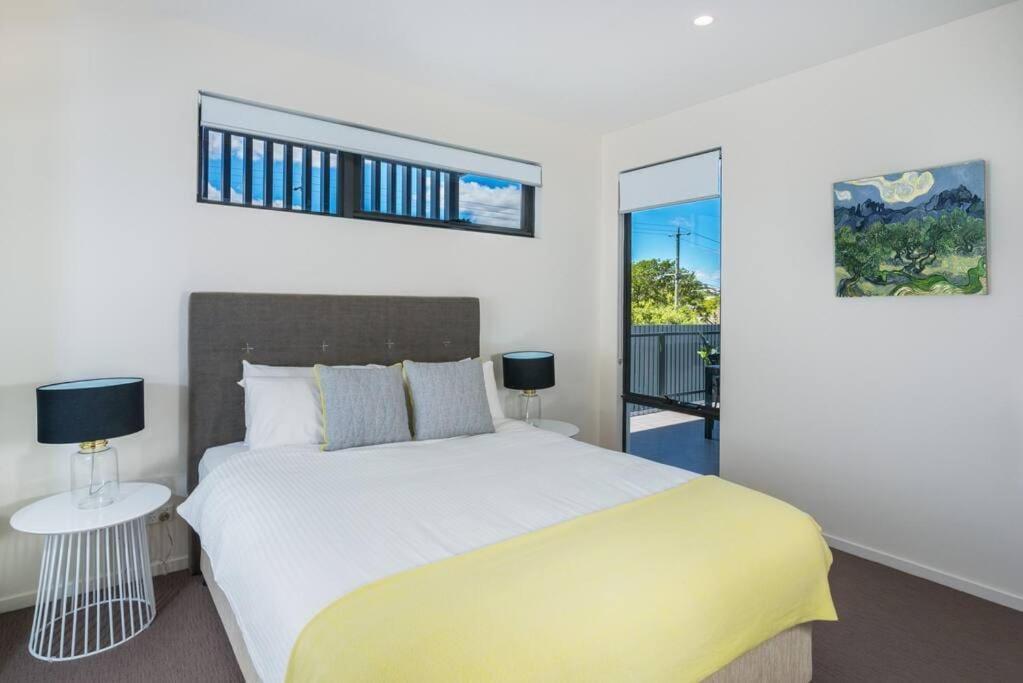 H6b - Round About Bulimba Brisbane