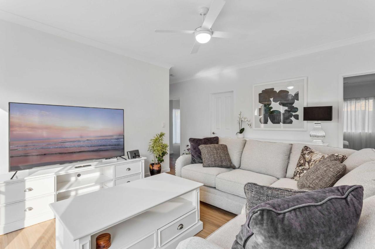 Idyllic 4-bedroom With A Spacious Backyard