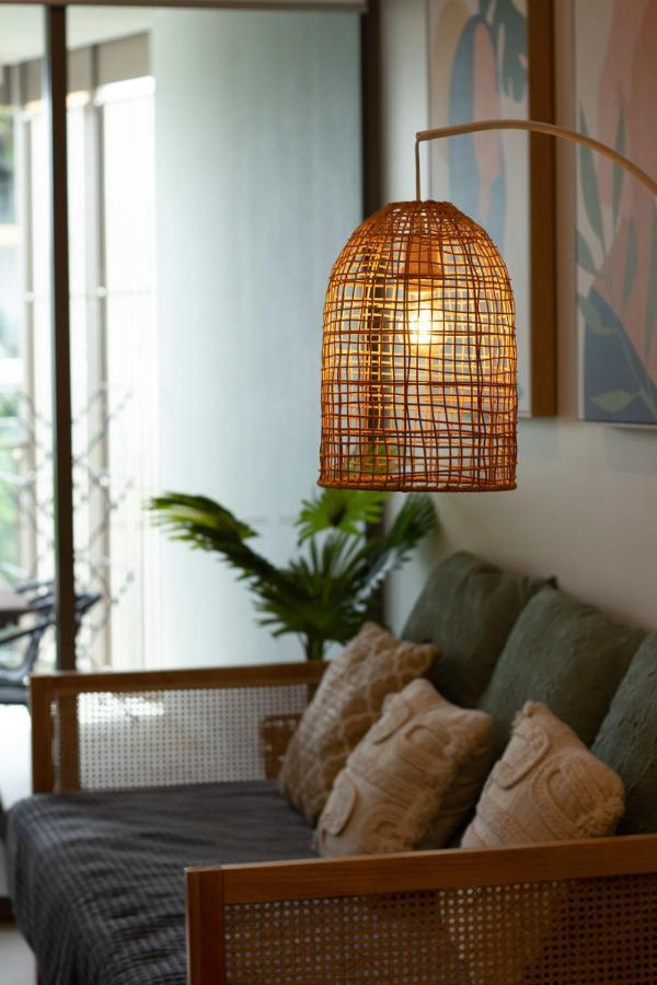 Brand New Riverside Designer 2bd At West End