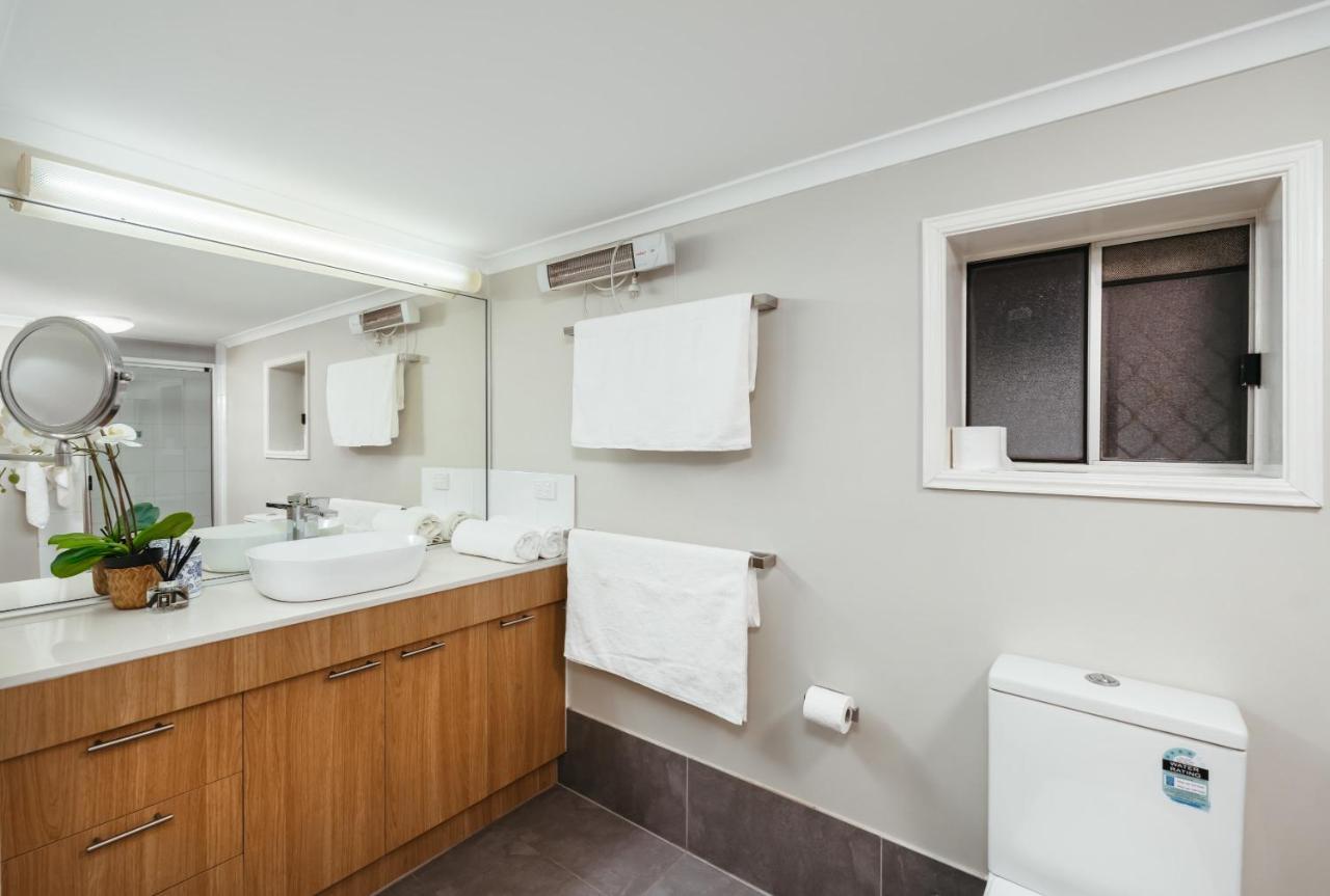 Holiday home Bali Vibes Serene Tropical Oasis 4bd Brisbane