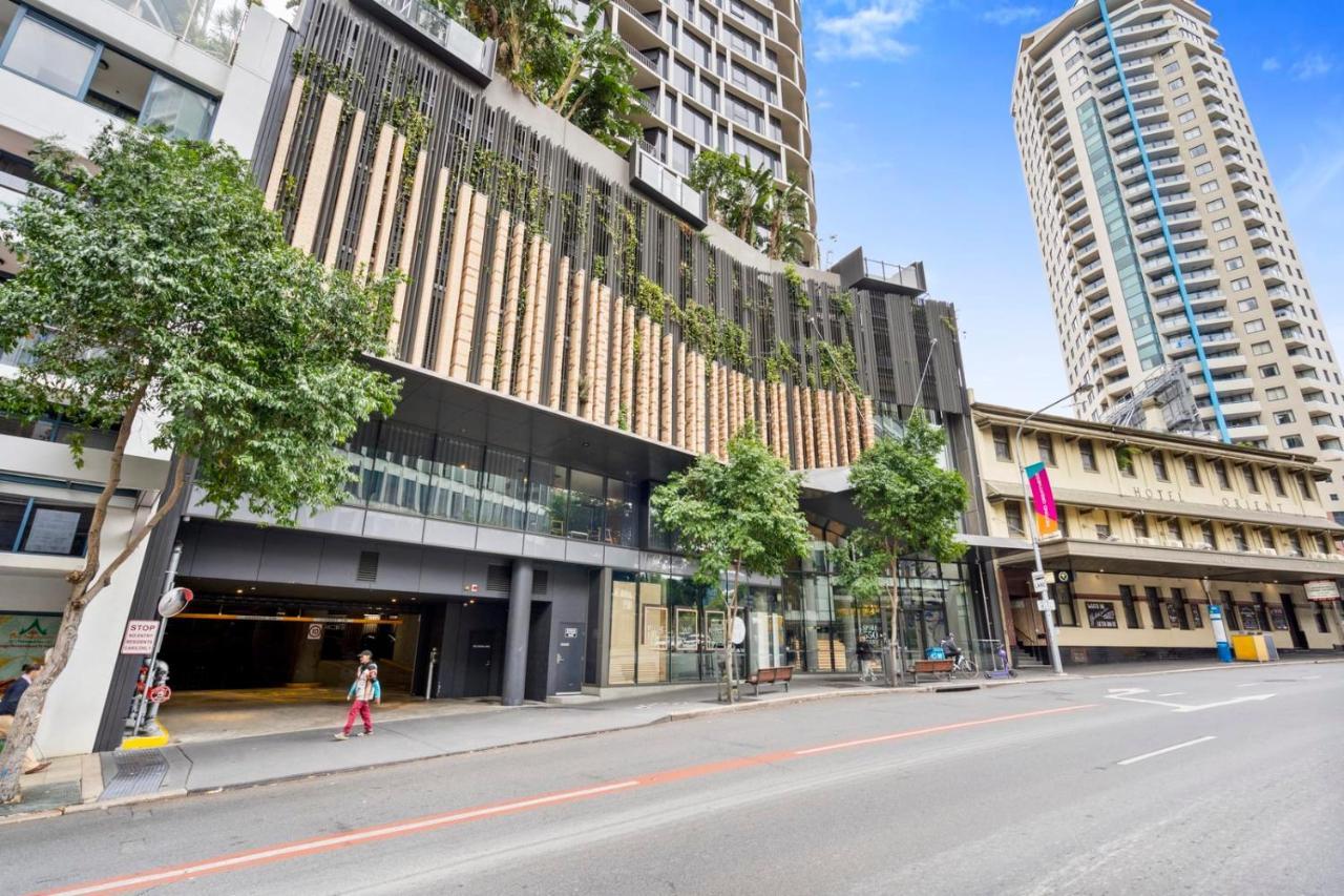 Story Bridge City & River View 2 Bedroom With Car Park Apartment *