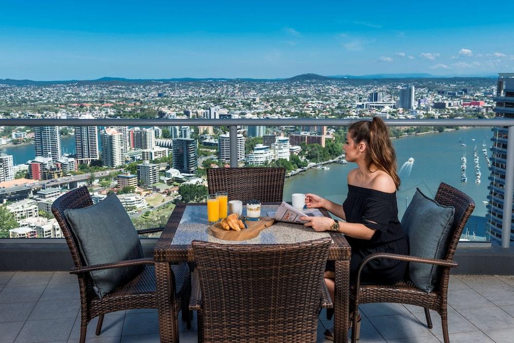 Oaks Aurora 4* Brisbane