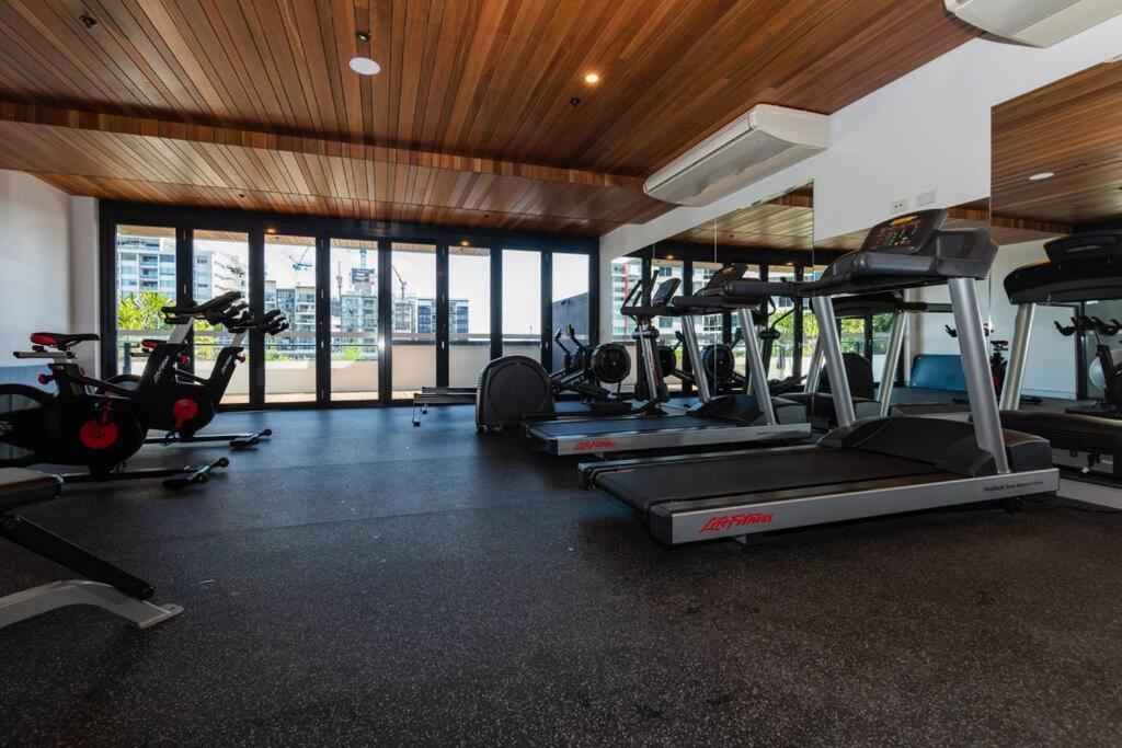 1bedroom 1bath 1carpark Wifi Gym Pool Apartment Brisbane