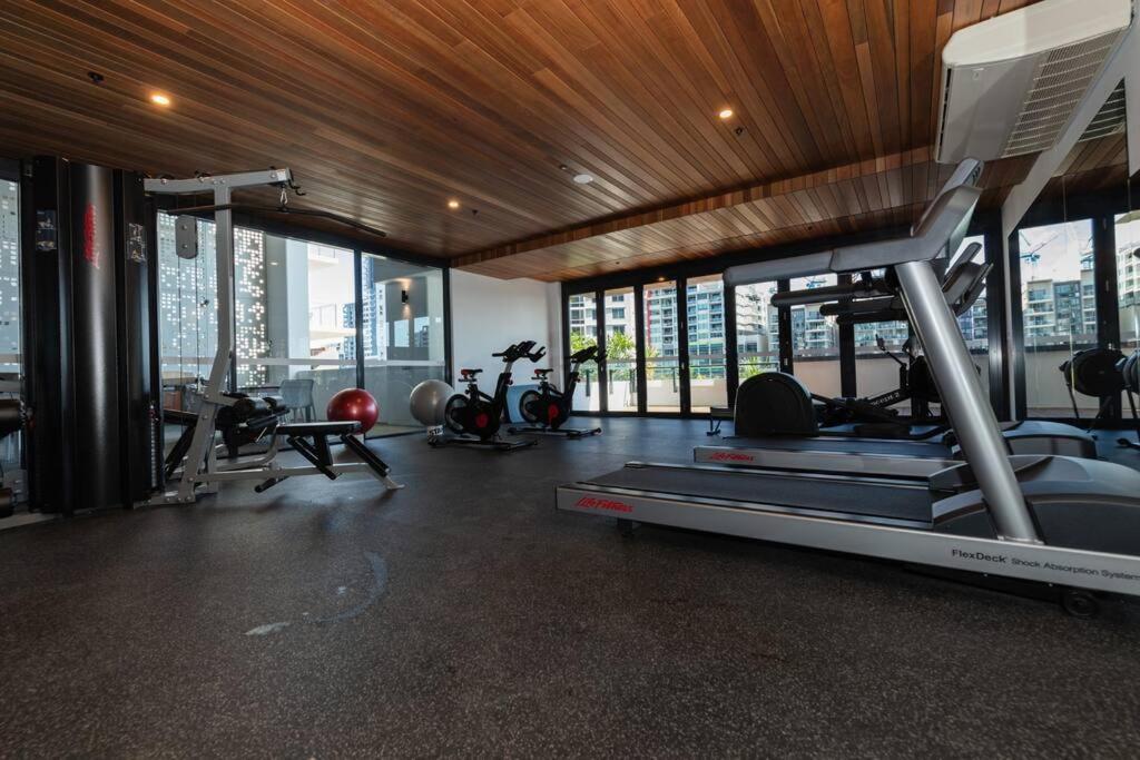 1bedroom 1bath 1carpark Wifi Gym Pool Apartment