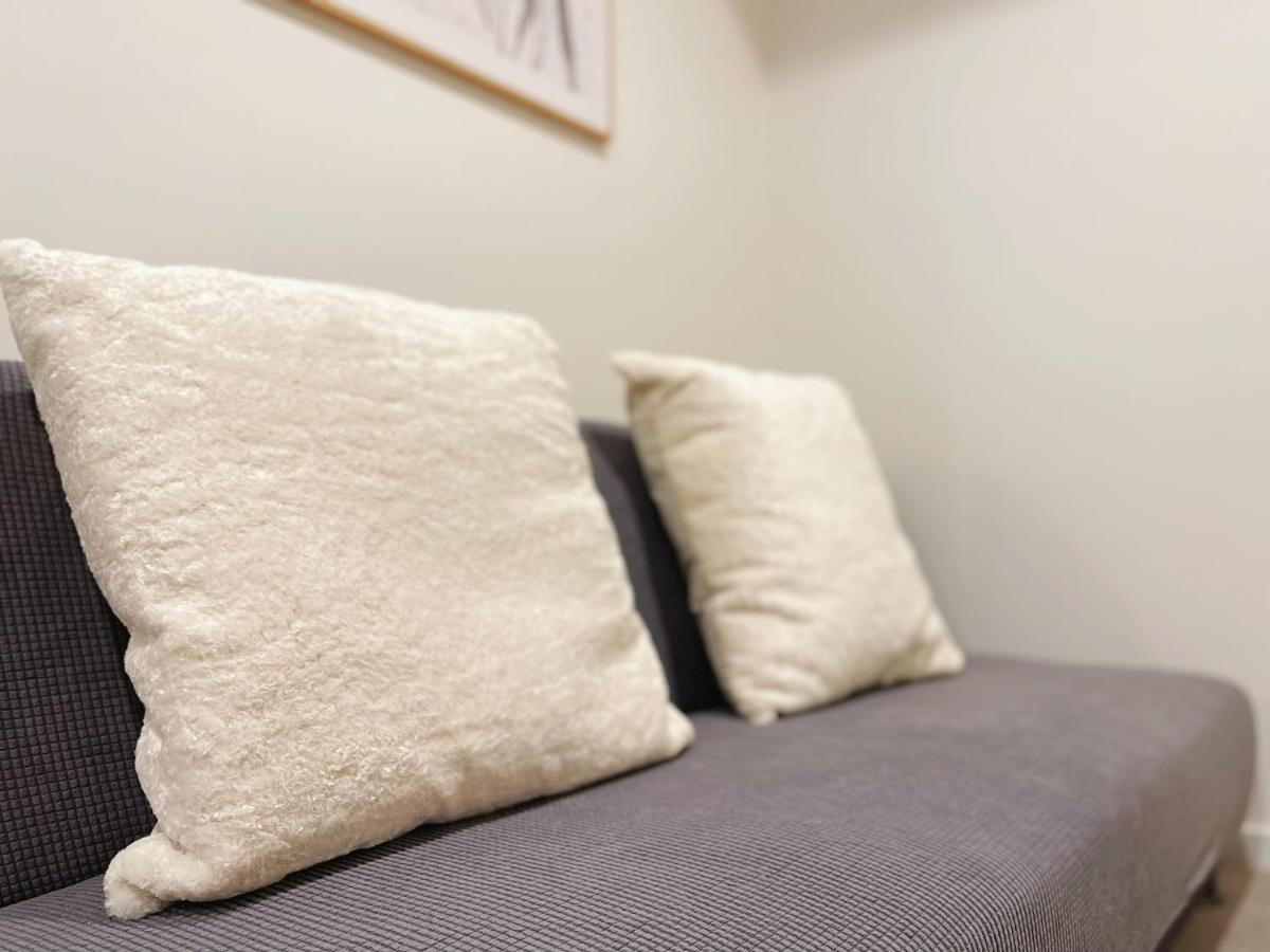 Cultural Oasis Kingbed At South Bank