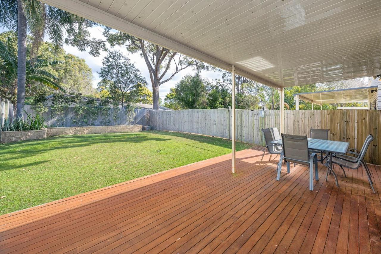 Large House 7 Mins From Airport