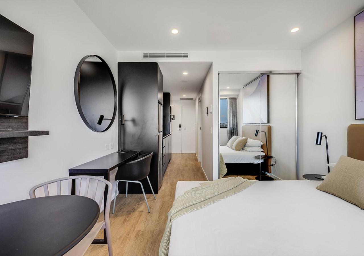 Rambla At South Sq Apartment