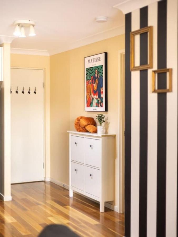 Vintage Glamour Nest 2br Near Cbd With Carpark Apartment