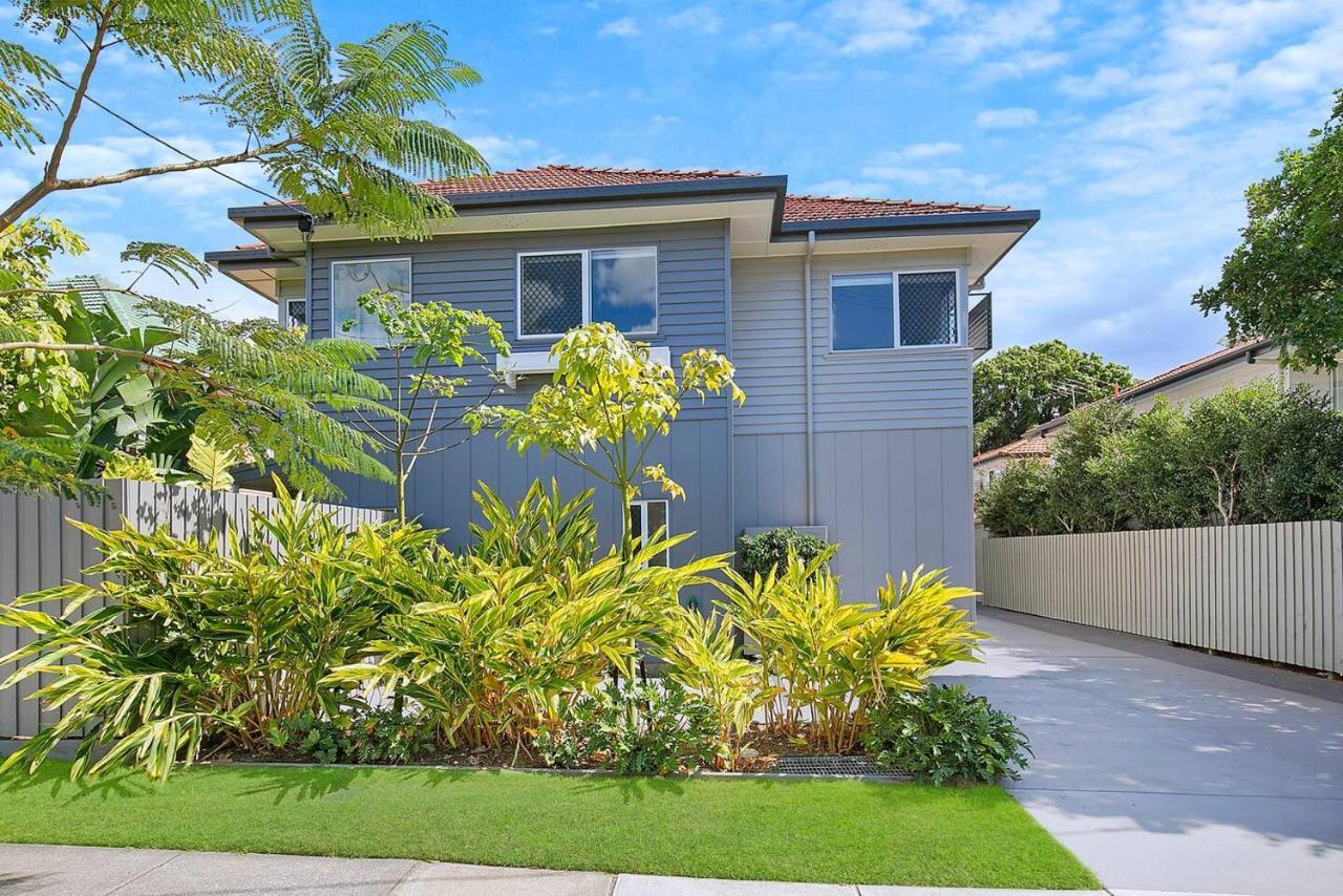 Nundah's Lush Haven - Serene Family Townhouse Escape Holiday home Brisbane