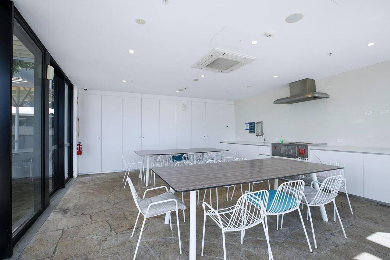 'brightly Boutique' A Cbd Resort-style Escape