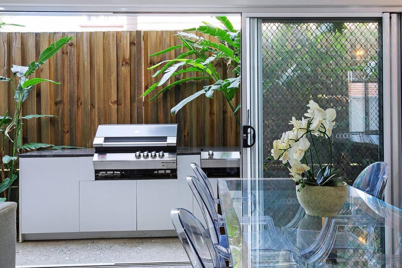 Nundah's Lush Haven - Serene Family Townhouse Escape * Brisbane