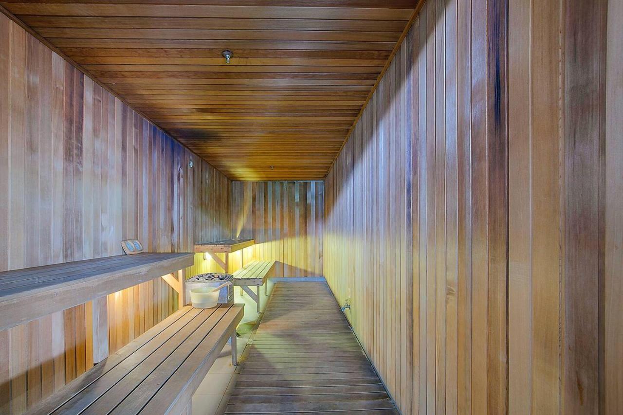 Soaring Skyline On Southside At Resort-style Apartment Brisbane