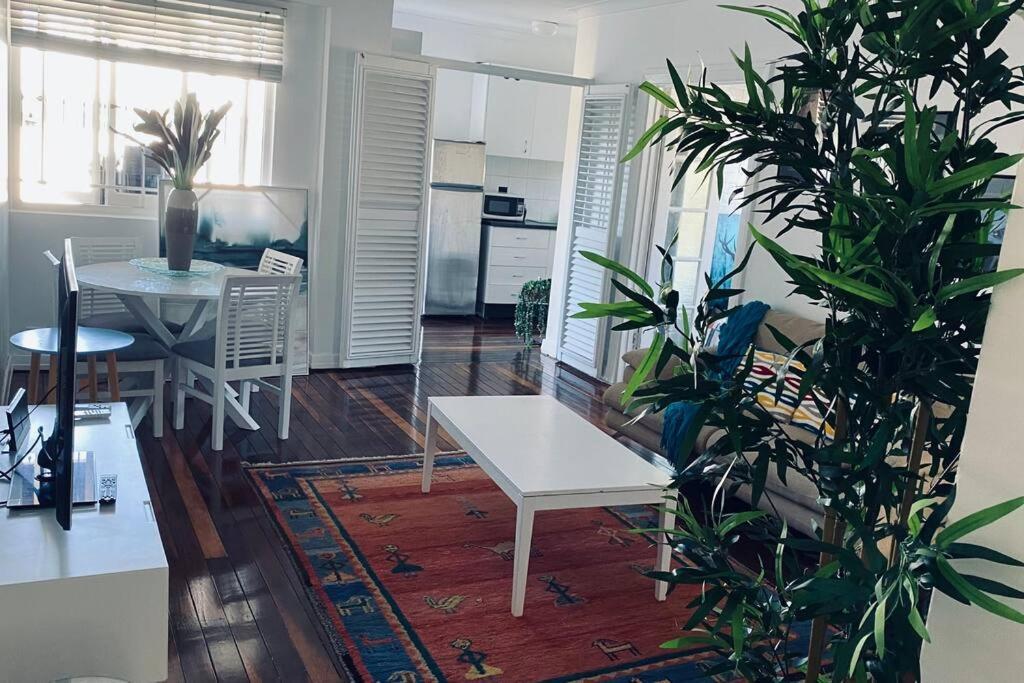 Apartment Paddington Pad Perfect Position Free Parking Close To Transport Unit 2 Brisbane