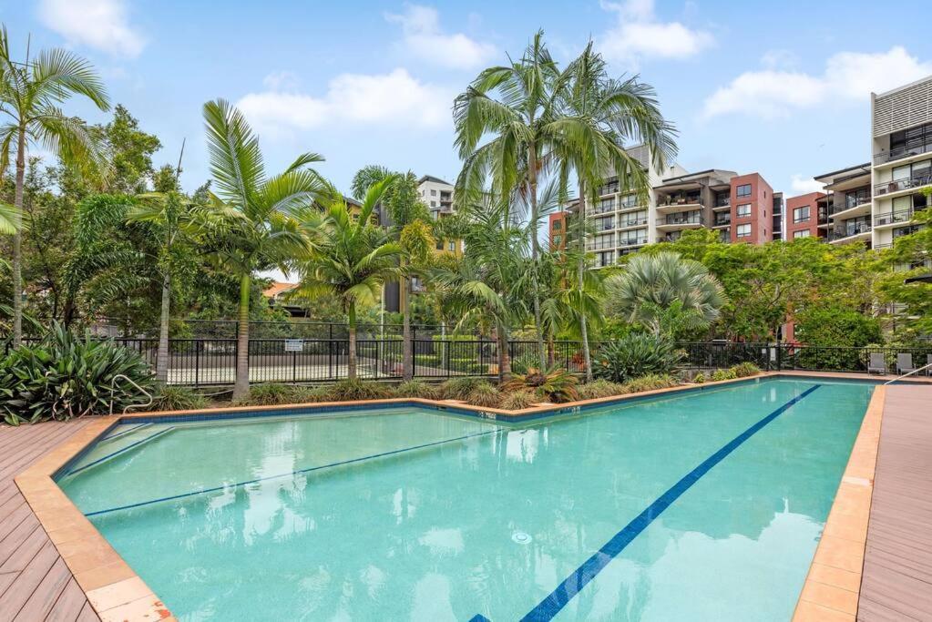 Pad ~ 1bed/1bath/balcony/1car ~ 10 Mins Cbd Apartment Brisbane