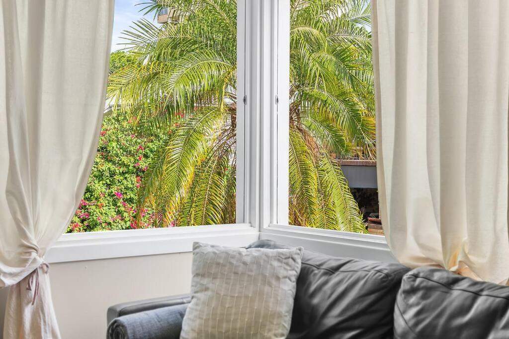 Stylish 1 Bedroom ~ New Farm * Brisbane