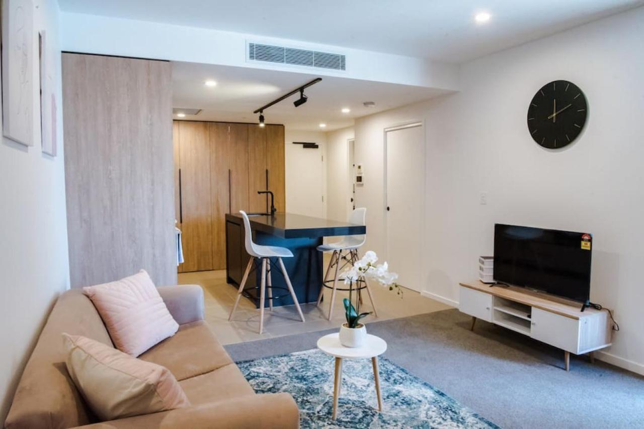 Ideal Cozy 1br For Your Urban Escape In Gabba Apartment