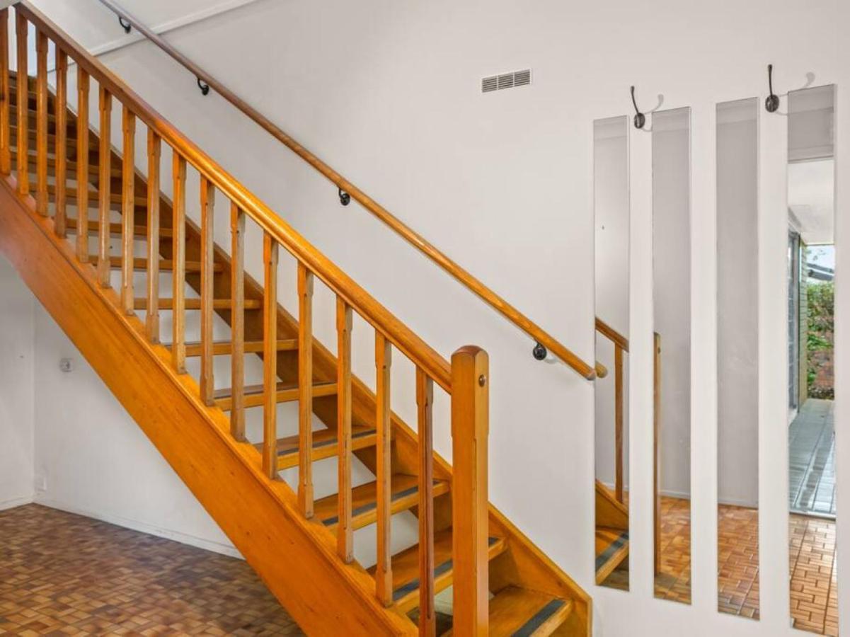 5mins Walk To Mall 4br Family Nicely Located Holiday home Brisbane