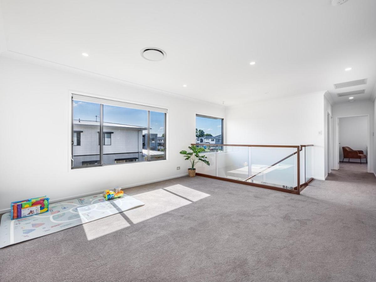 2024 Brand-new 5br Comfort House In Sunnybankhills Brisbane