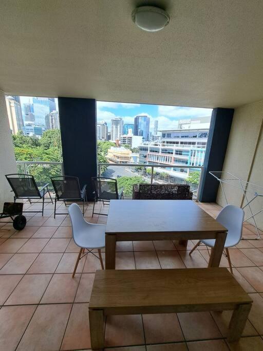 Apartment Large Balcony, & Pool