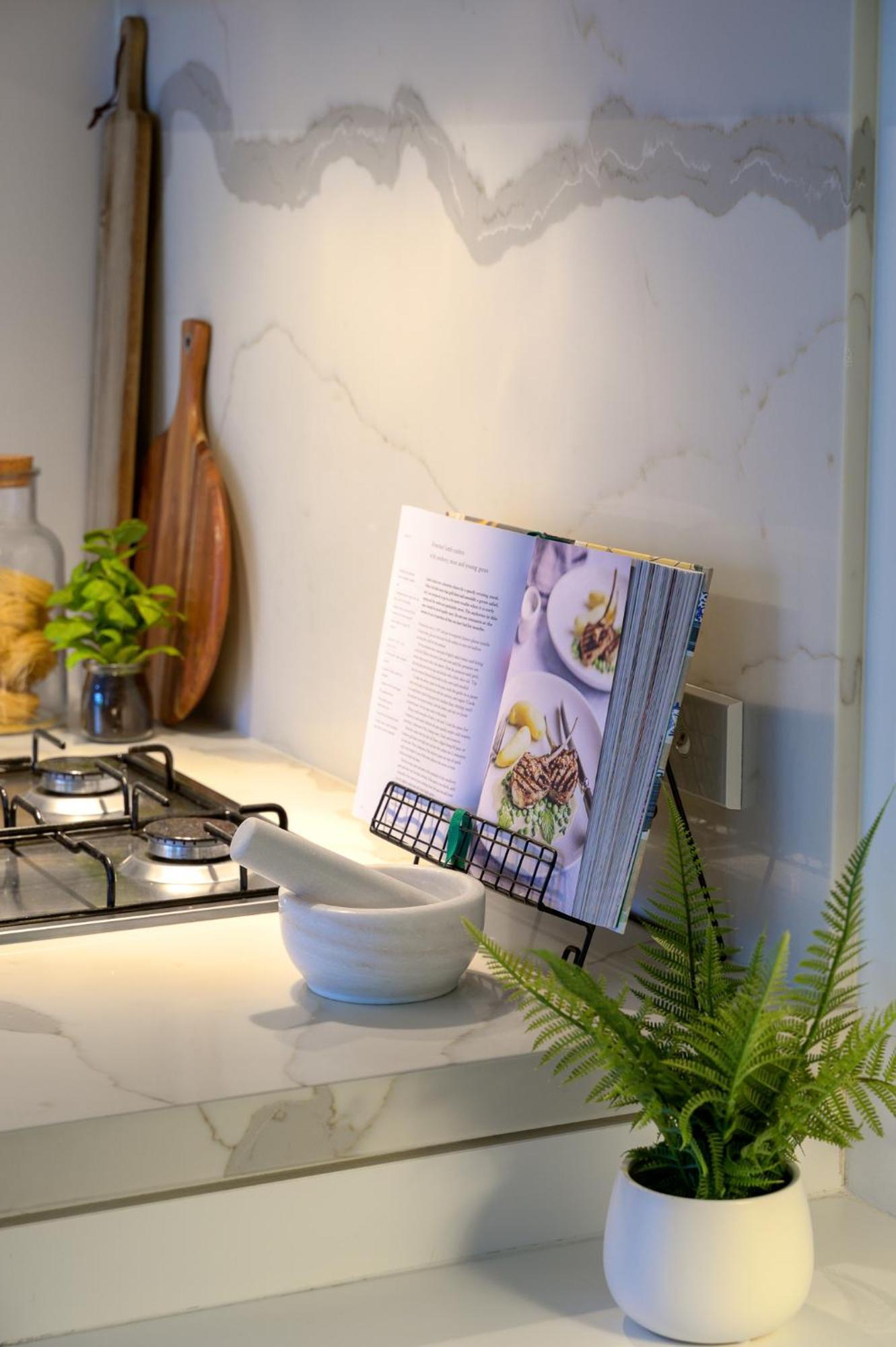 Luxury Gabba Apartment *