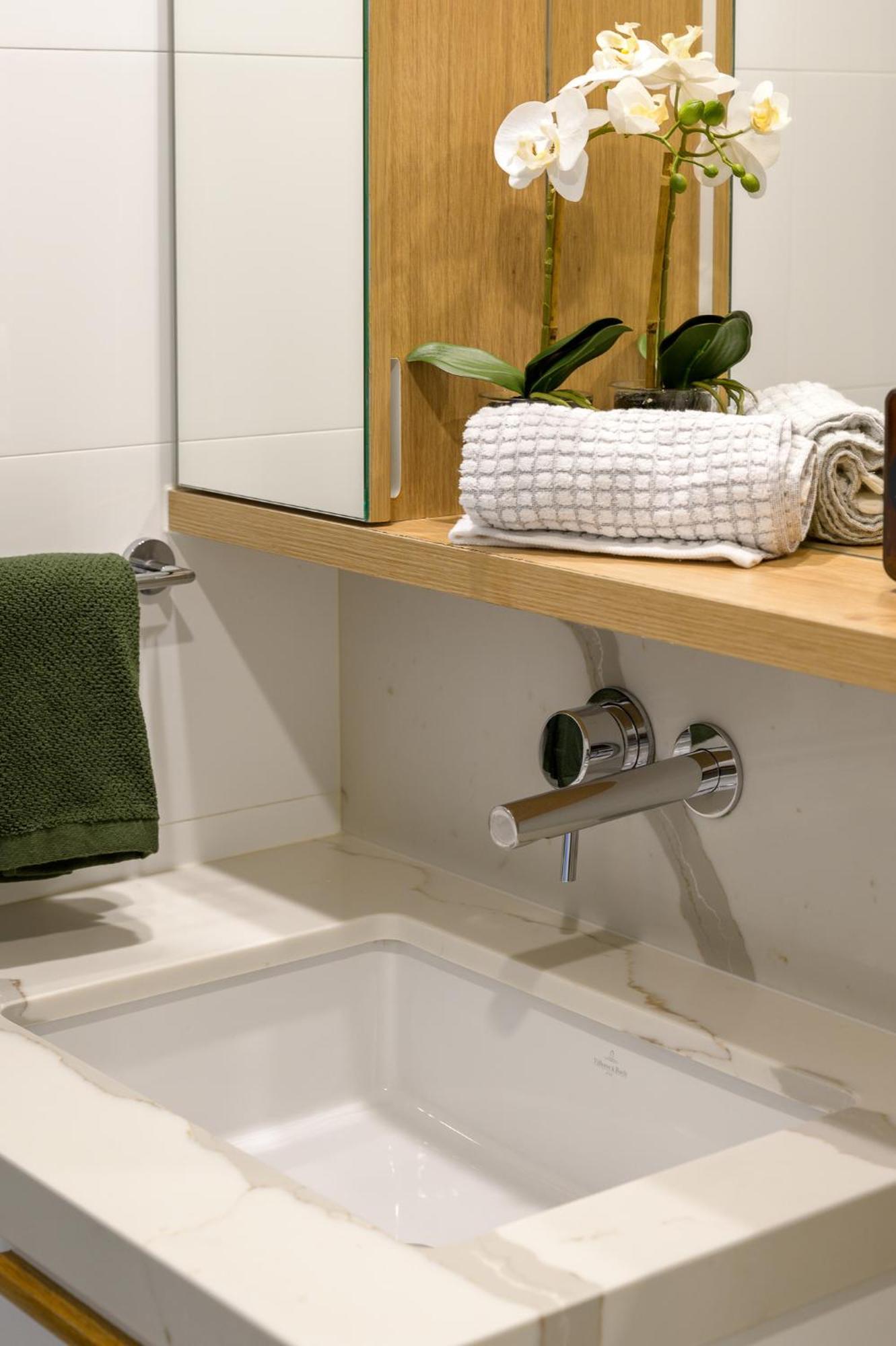 Luxury Gabba Apartment