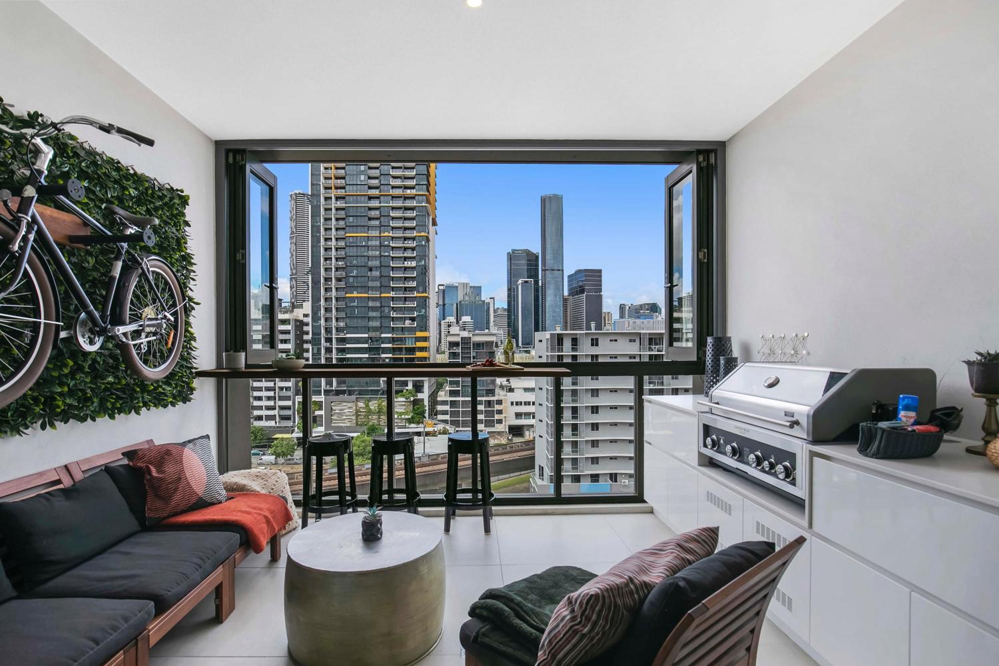 Apartment Sunny 1b In Heart Of South Bris