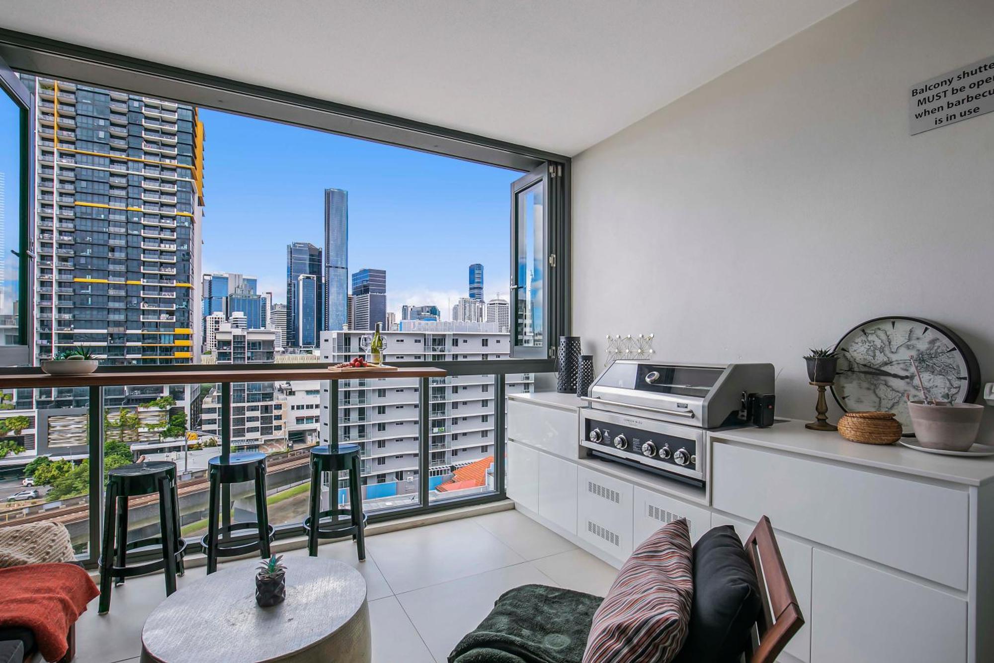 Apartment Sunny 1b In Heart Of South Bris