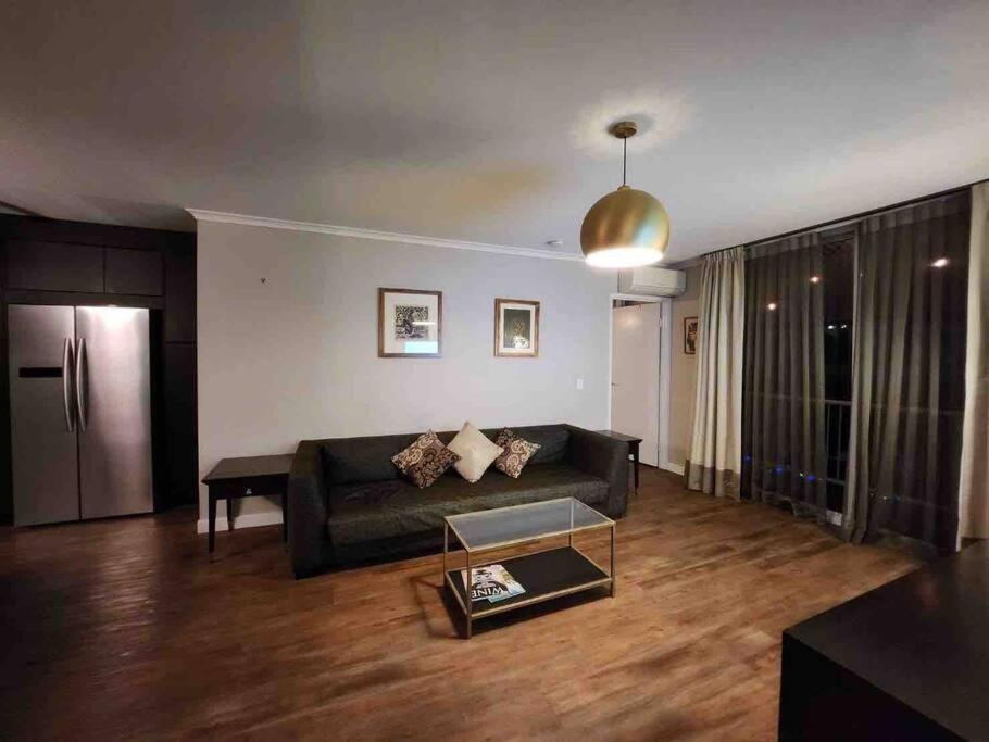 South Modern Apartment Brisbane