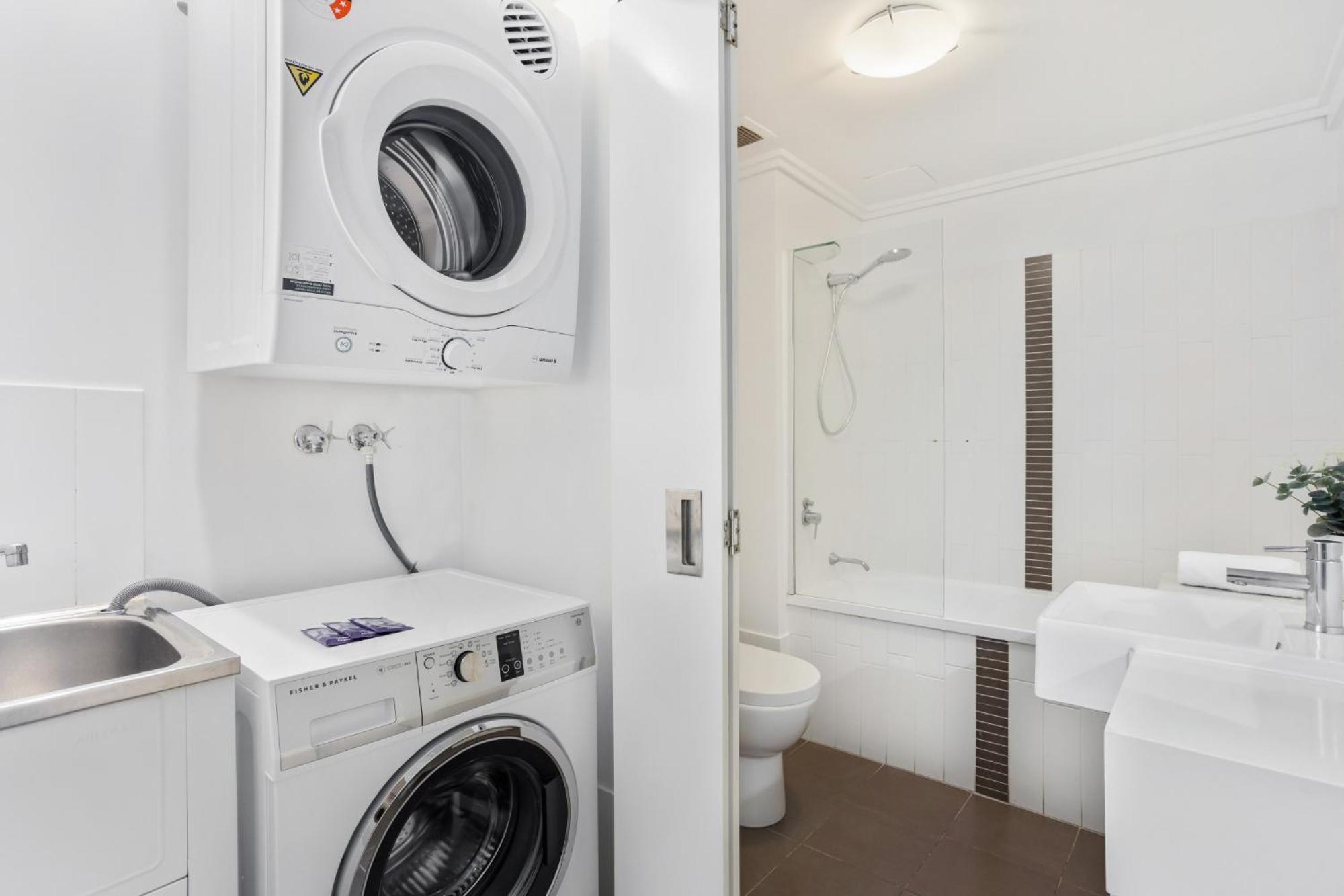 Spacious 2-bed Unit In Heart Of South *