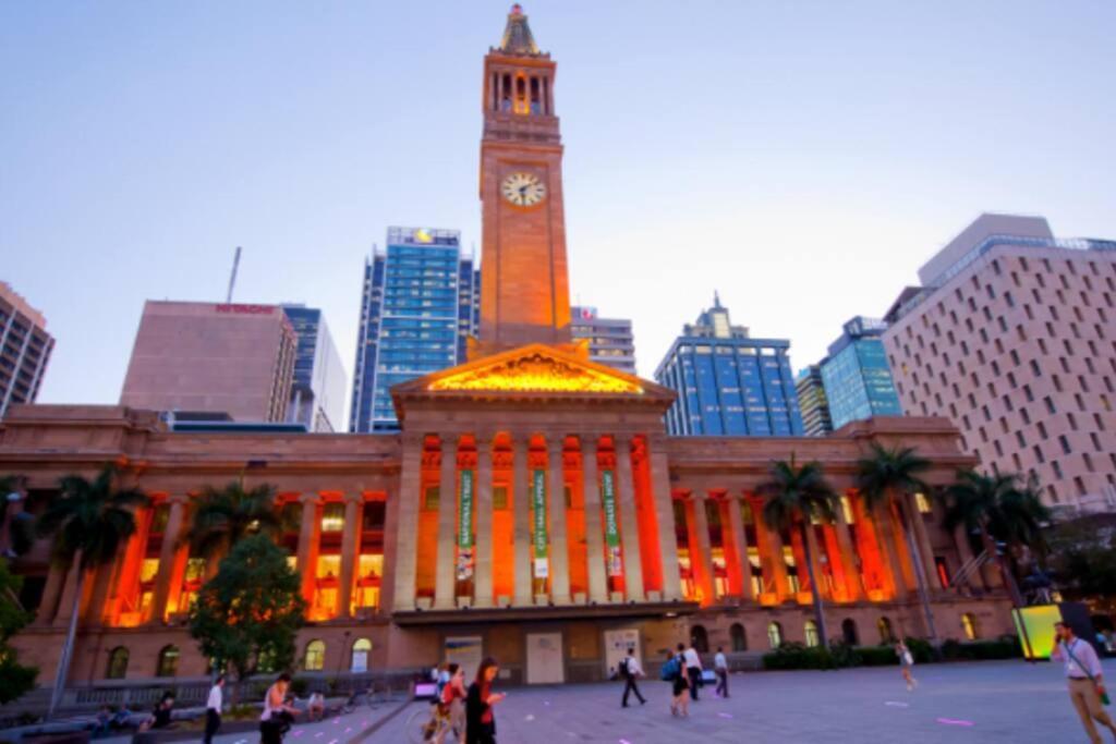 Apartment Slick 1 Bedroom + Carpark - Walk To Brisbane