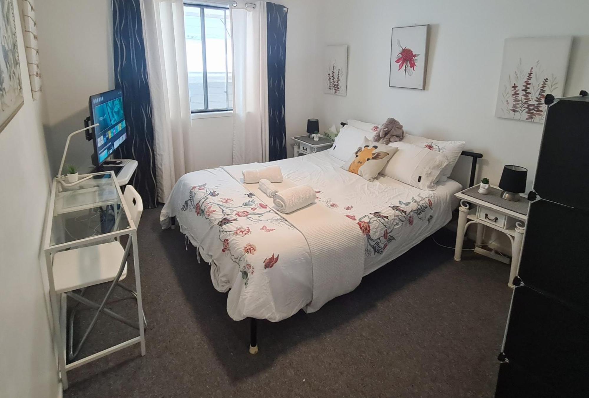 Amazing Location-private In A Share House-2 Available!! Homestay Brisbane