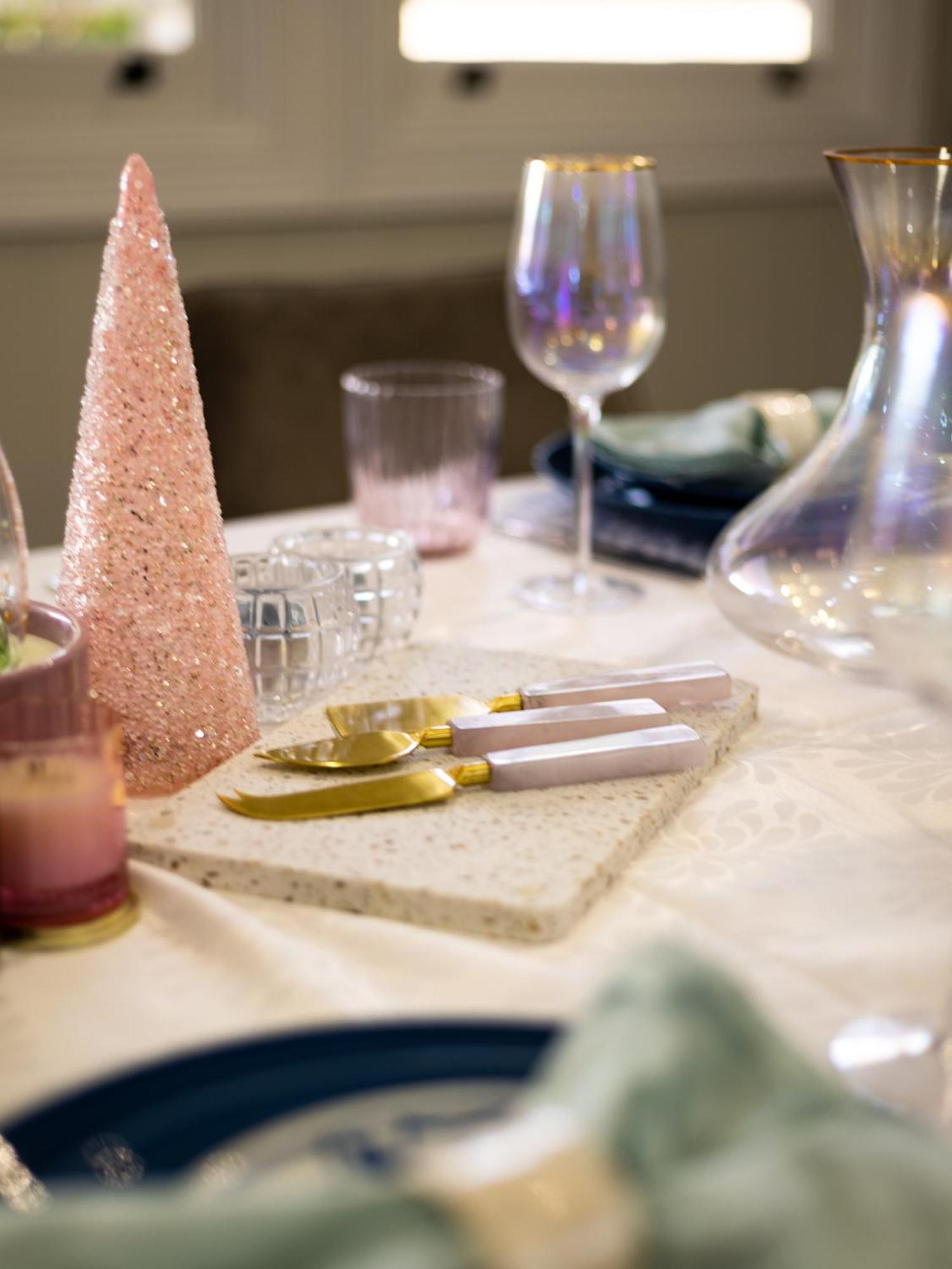 5br Queenslander - Walk To The Gabba - Sleeps 10 Holiday home *