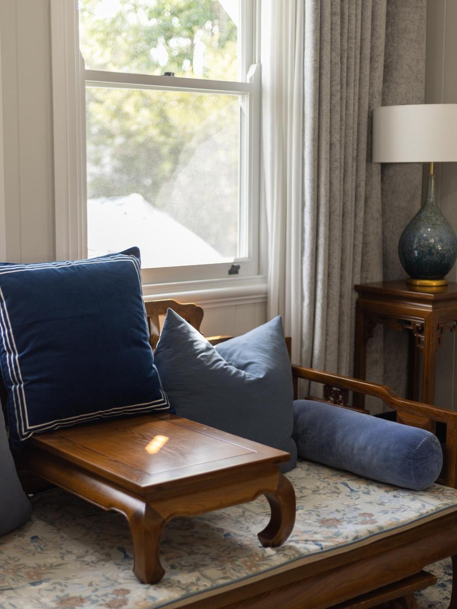 Holiday home 5br Queenslander - Walk To The Gabba - Sleeps 10